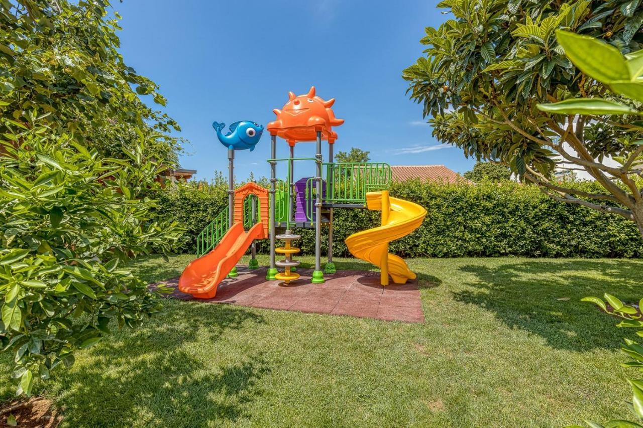 Apartment Complex Irena With Pool Poreč Dış mekan fotoğraf